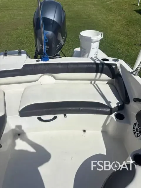 2019 Stingray 182 SC - Media 8
