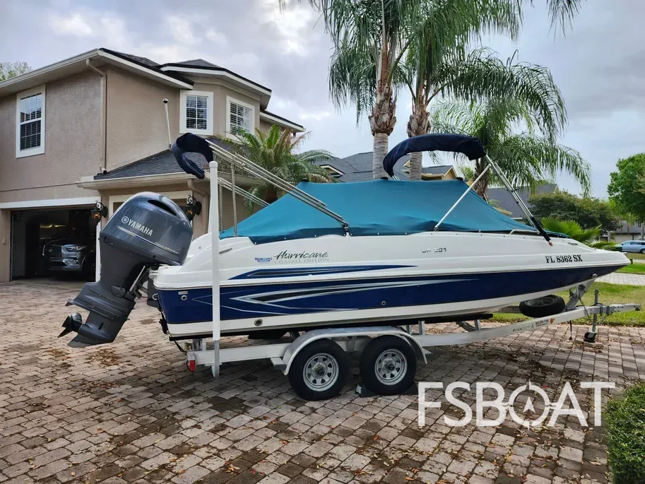2021 Hurricane SunDeck 201 OB - Media 20