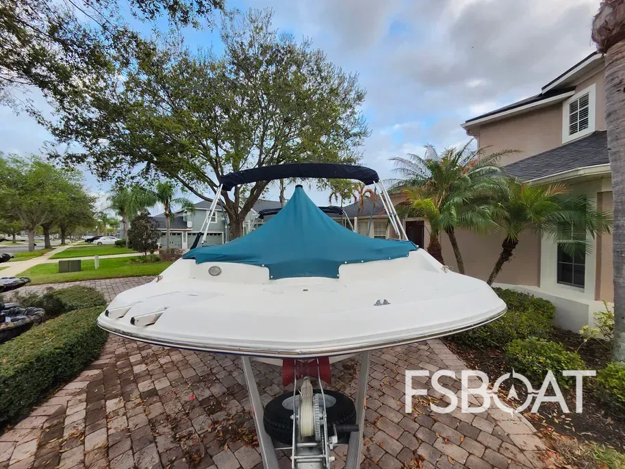 2021 Hurricane SunDeck 201 OB - Media 24