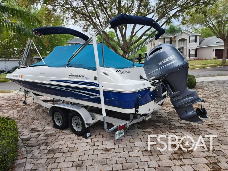 2021 Hurricane SunDeck 201 OB - Media 21