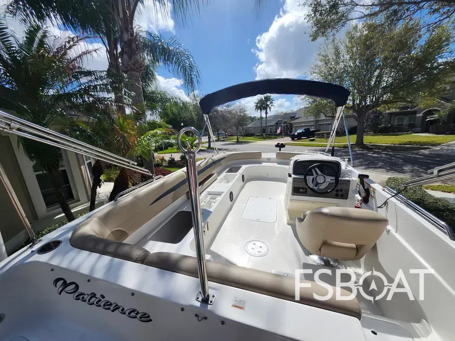 2021 Hurricane SunDeck 201 OB - Media 9