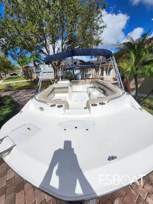 2021 Hurricane SunDeck 201 OB - Media 4