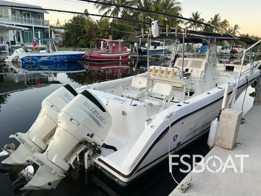 2001 Century 3200 Center Console - Media 5