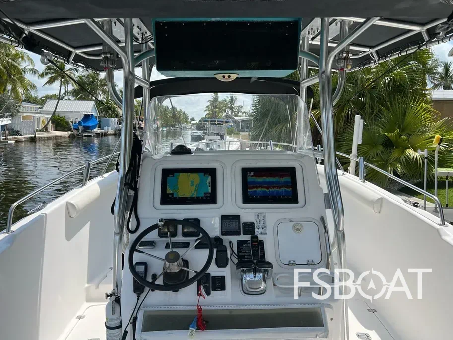2001 Century 3200 Center Console - Media 8