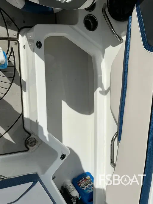 2021 Scarab 215 ID - Media 15