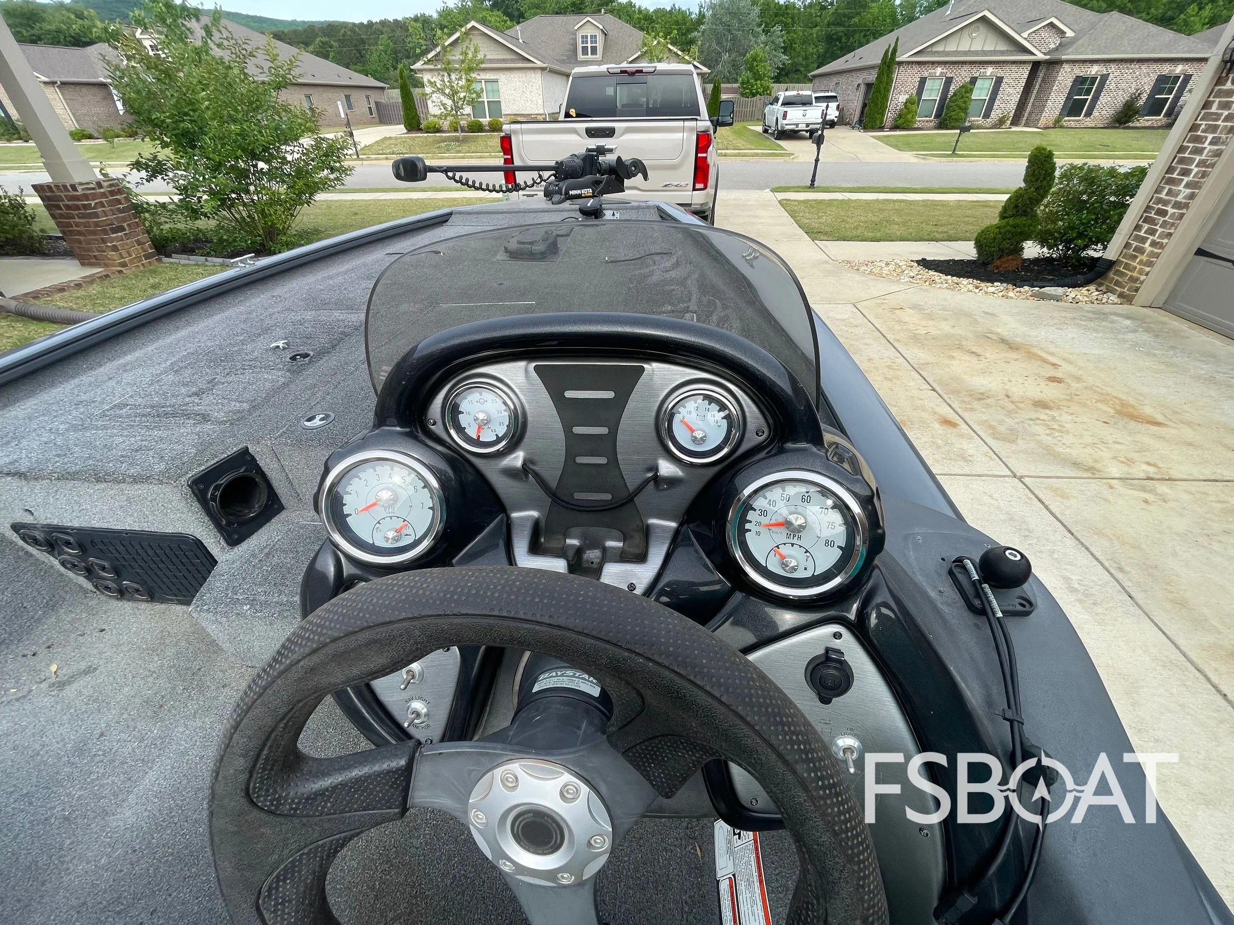 2017 Tracker Pro Team 195 TXW - Media 7