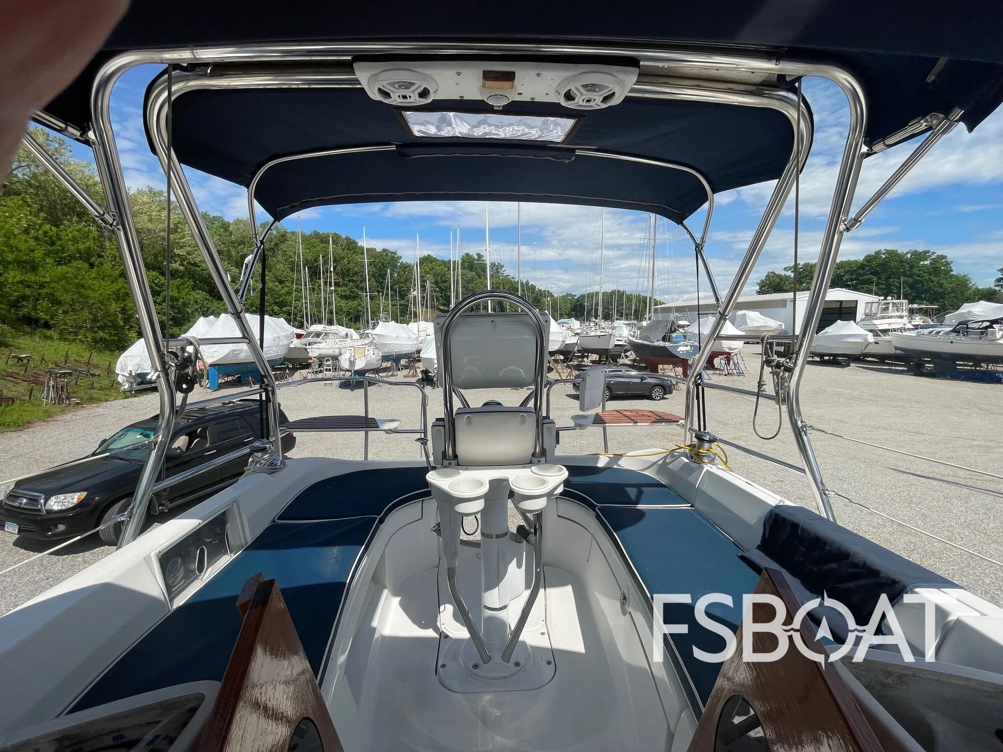 2005 Hunter 33 - Media 7