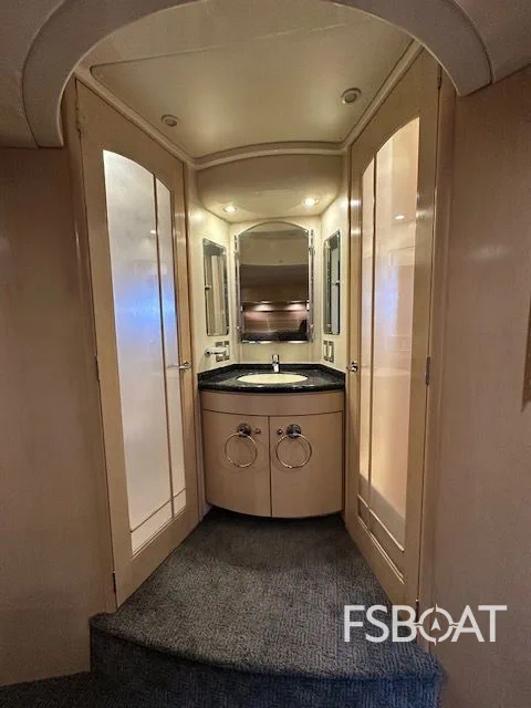 1999 Carver 530 Voyager Pilothouse - Media 8