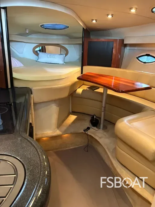 2006 Monterey 322 Cruiser - Media 10