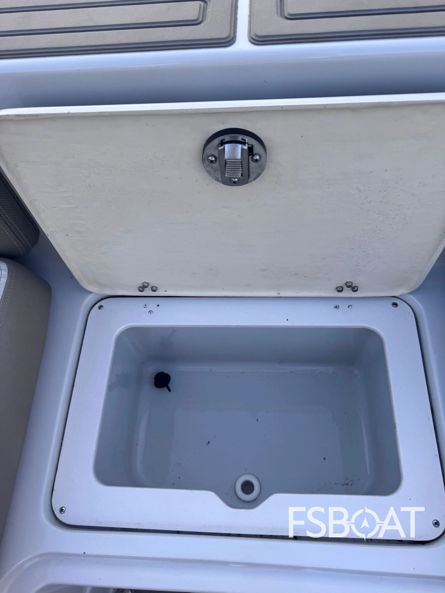 2019 Crownline Eclipse E205 XS - Media 14