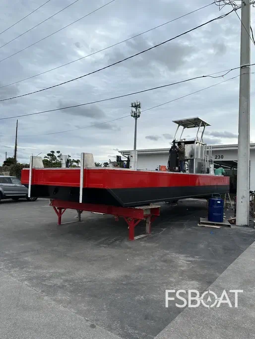 2024 Custom Barge - Media 4