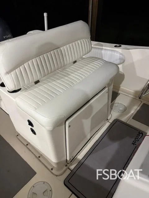 1999 World Cat 246 SF - Media 11
