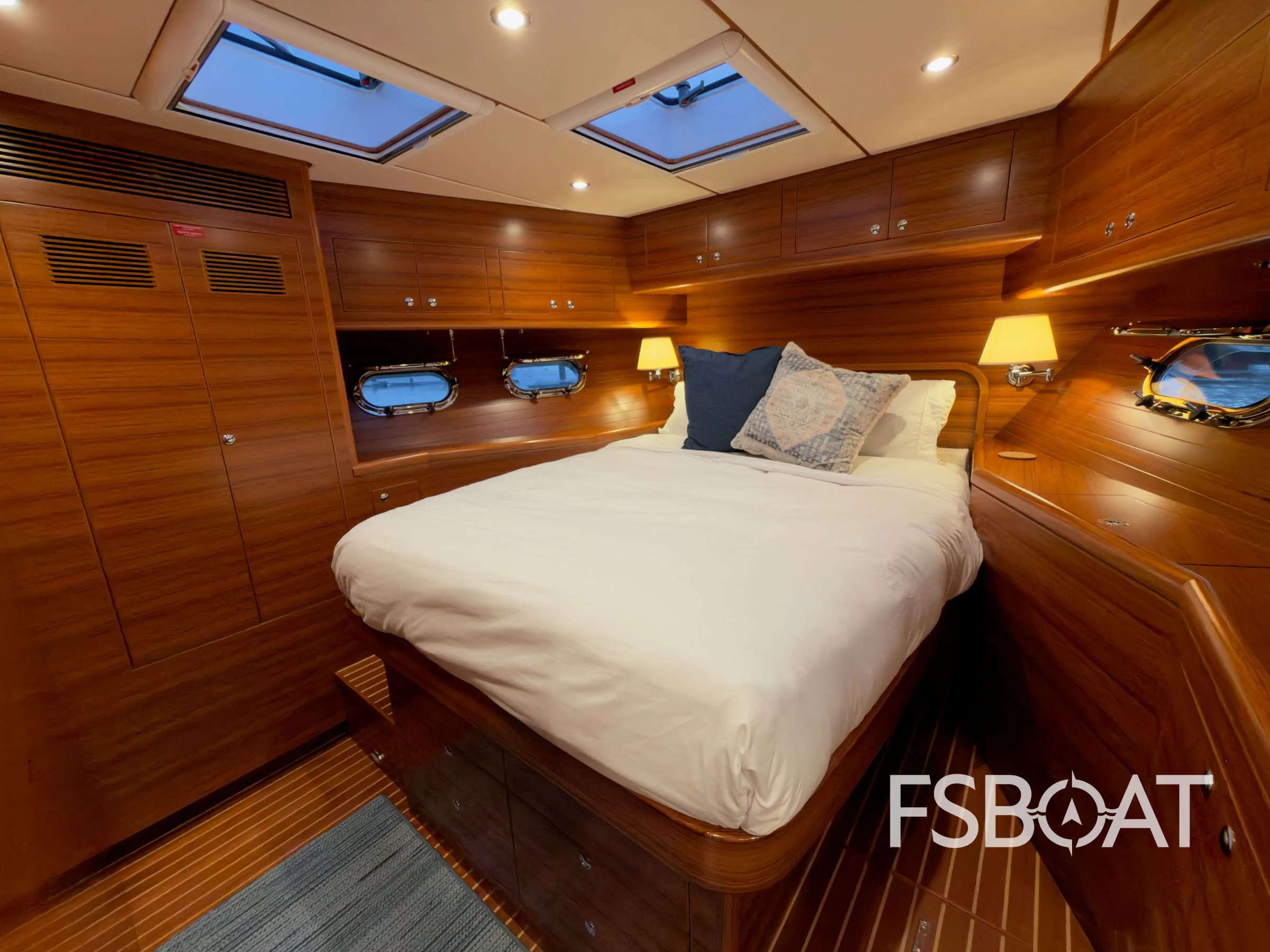 2022 Nordhavn 60 - Media 23