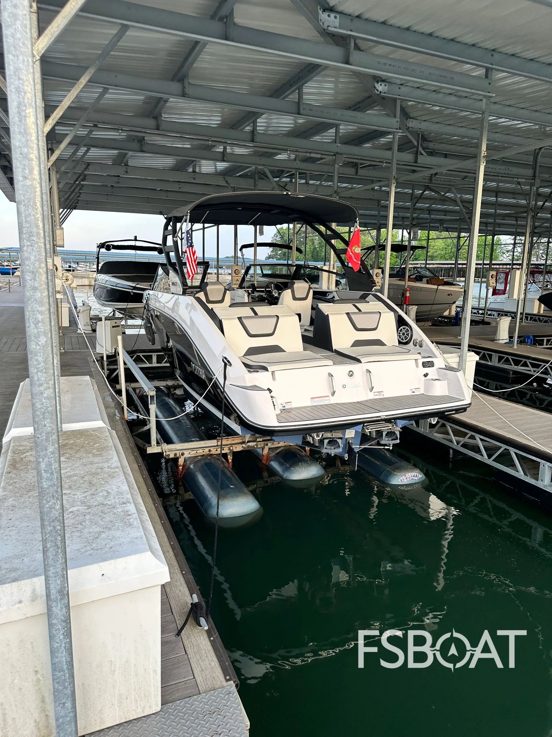 2025 Yamaha Boats 222SE - Media 5