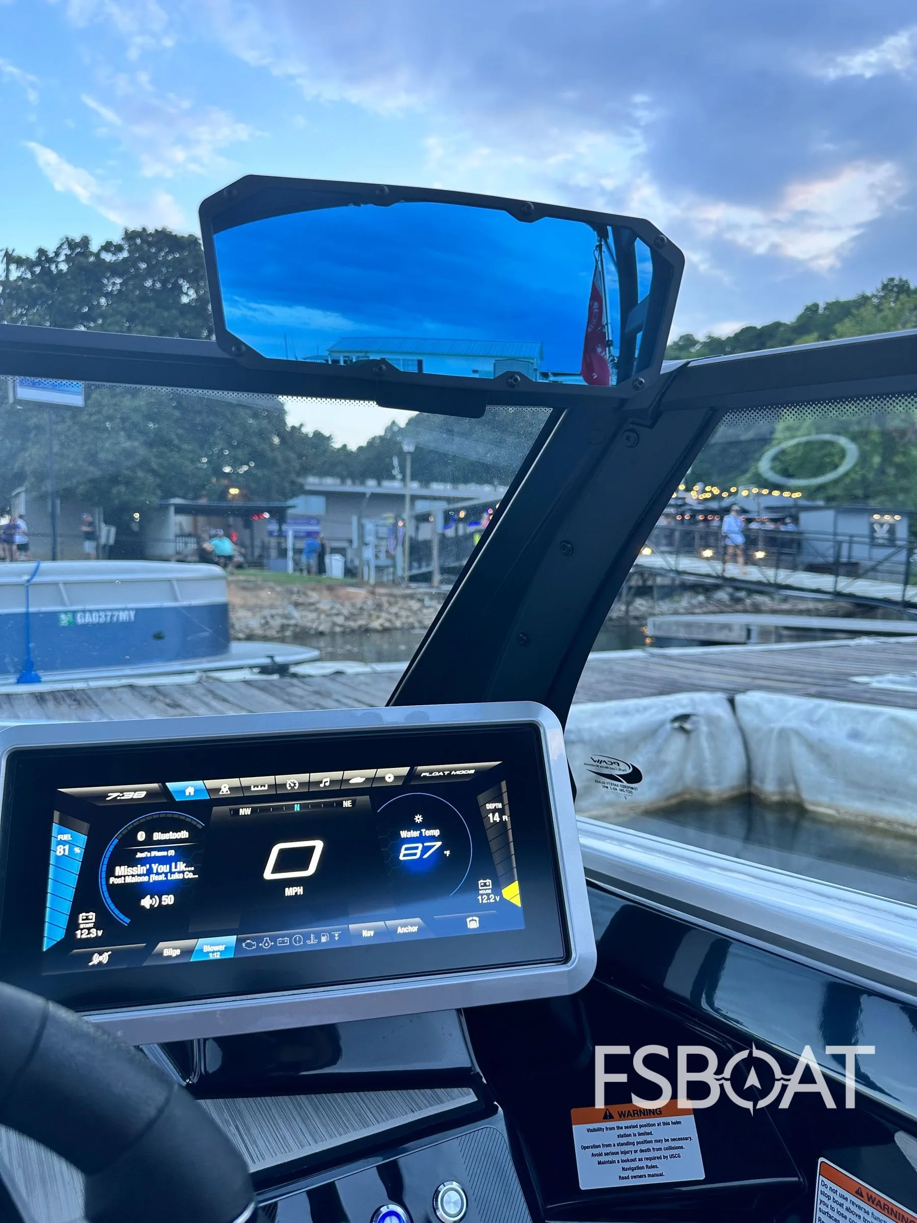 2025 Yamaha Boats 222SE - Media 8