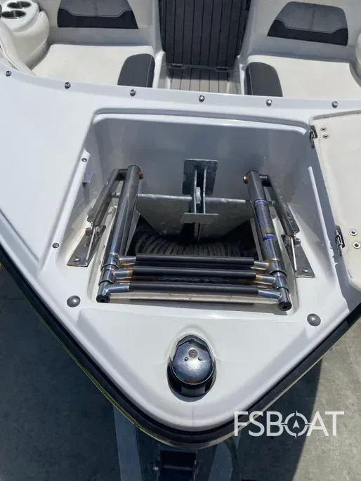 2016 Monterey 224FS - Media 11