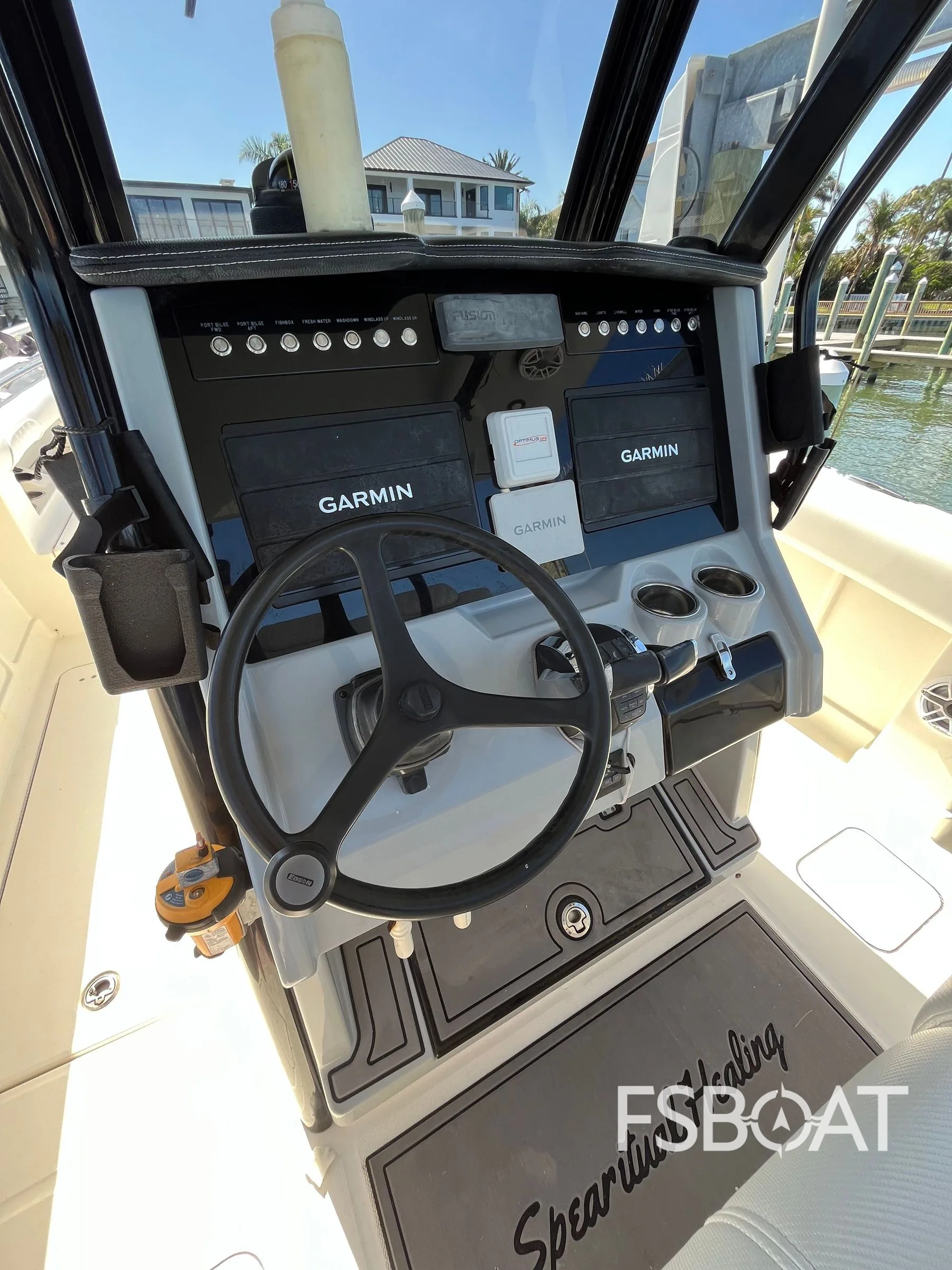 2020 World Cat 280 CC-X - Media 6