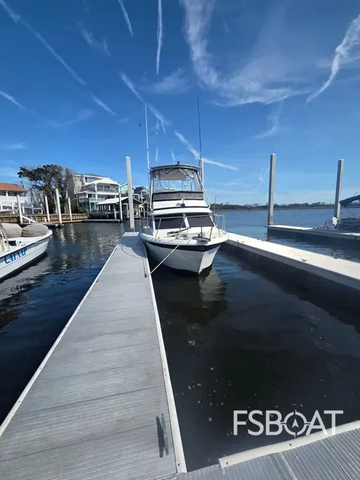 1981 Chris-Craft Commander - Media 9