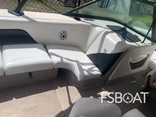 2001 Nautique Super Air Nautique - Media 9