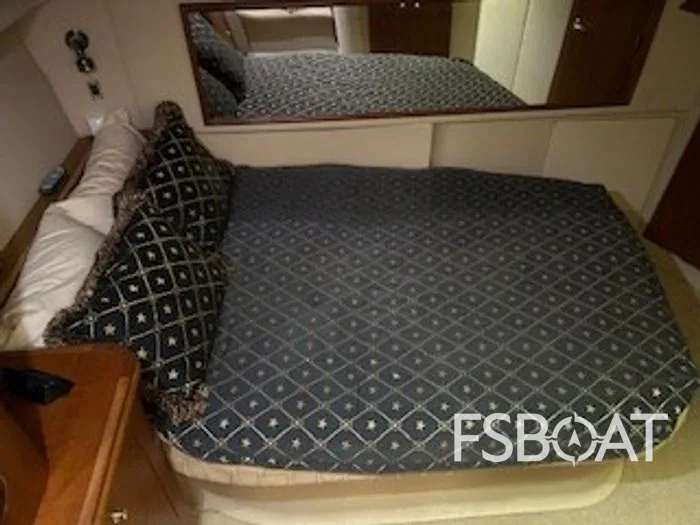 2001 Cruisers Yachts 3750 - Media 14