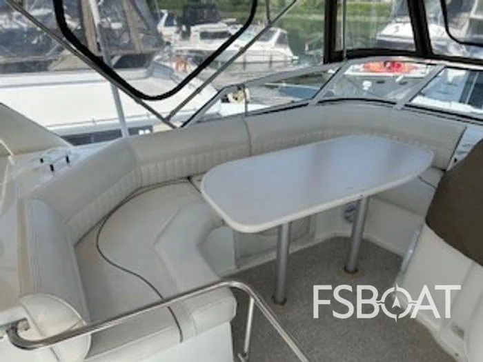 2001 Cruisers Yachts 3750 - Media 6