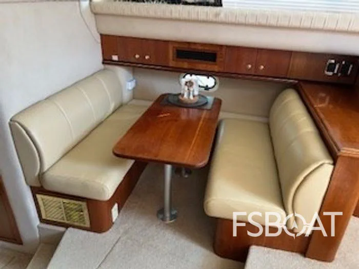 2001 Cruisers Yachts 3750 - Media 12