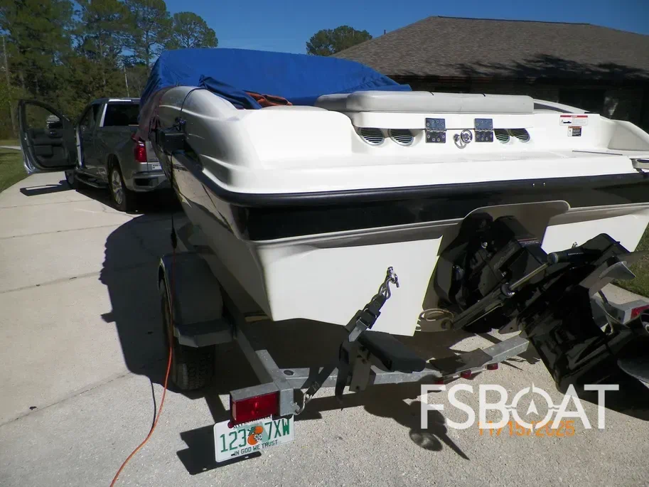 2011 Bayliner I/O - Media 15