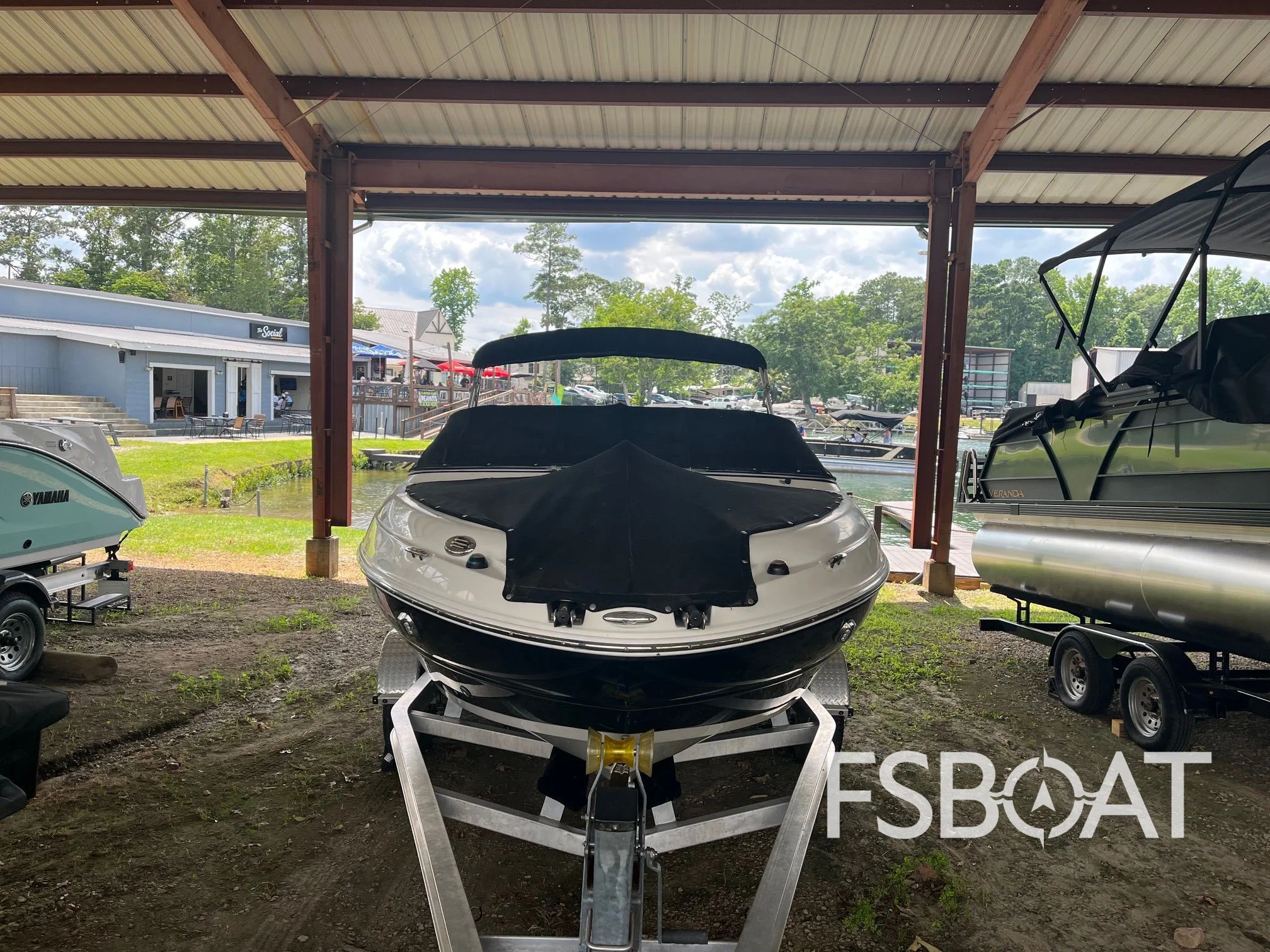 2014 Stingray 208 LR - Media 8