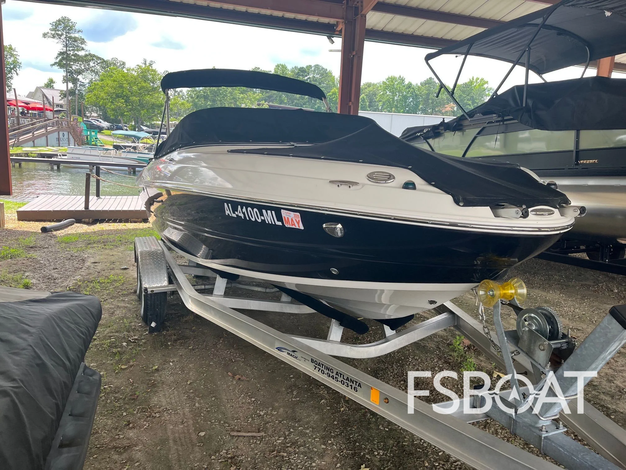 2014 Stingray 208 LR - Media 9