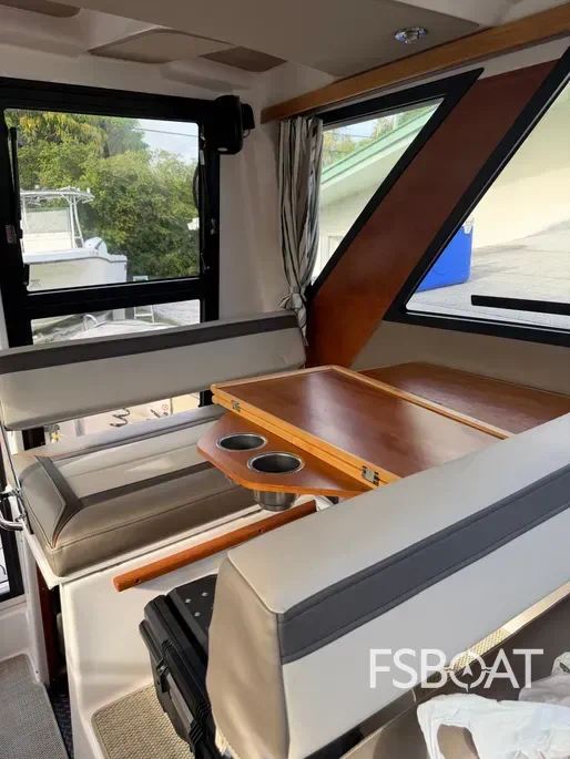 2025 Cutwater C-288 Coupe - Media 14