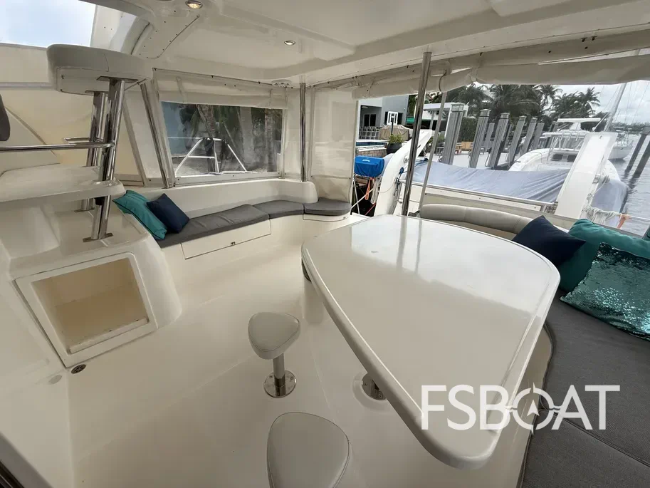2008 Leopard 46 - Media 23