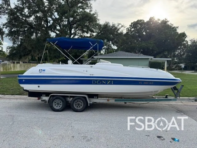 1998 Donzi 23 Sport Deck - Media 9