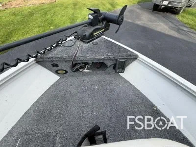 2014 Crestliner 1600 Vision - Media 8