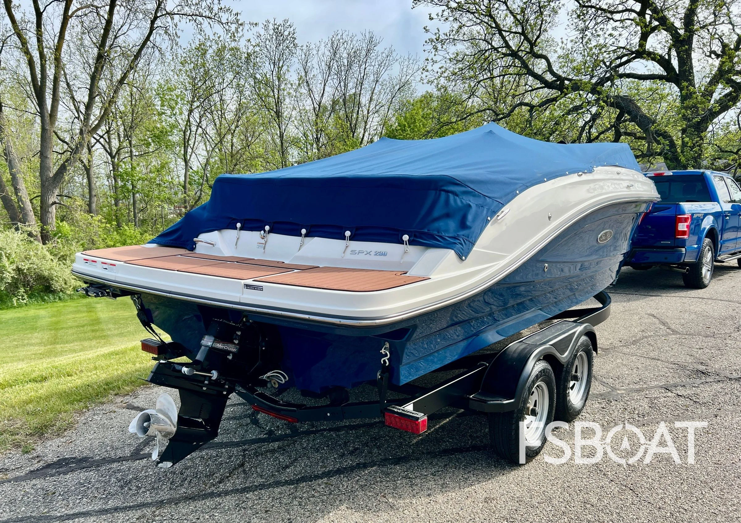 2018 Sea Ray SPX 230 - Media 6