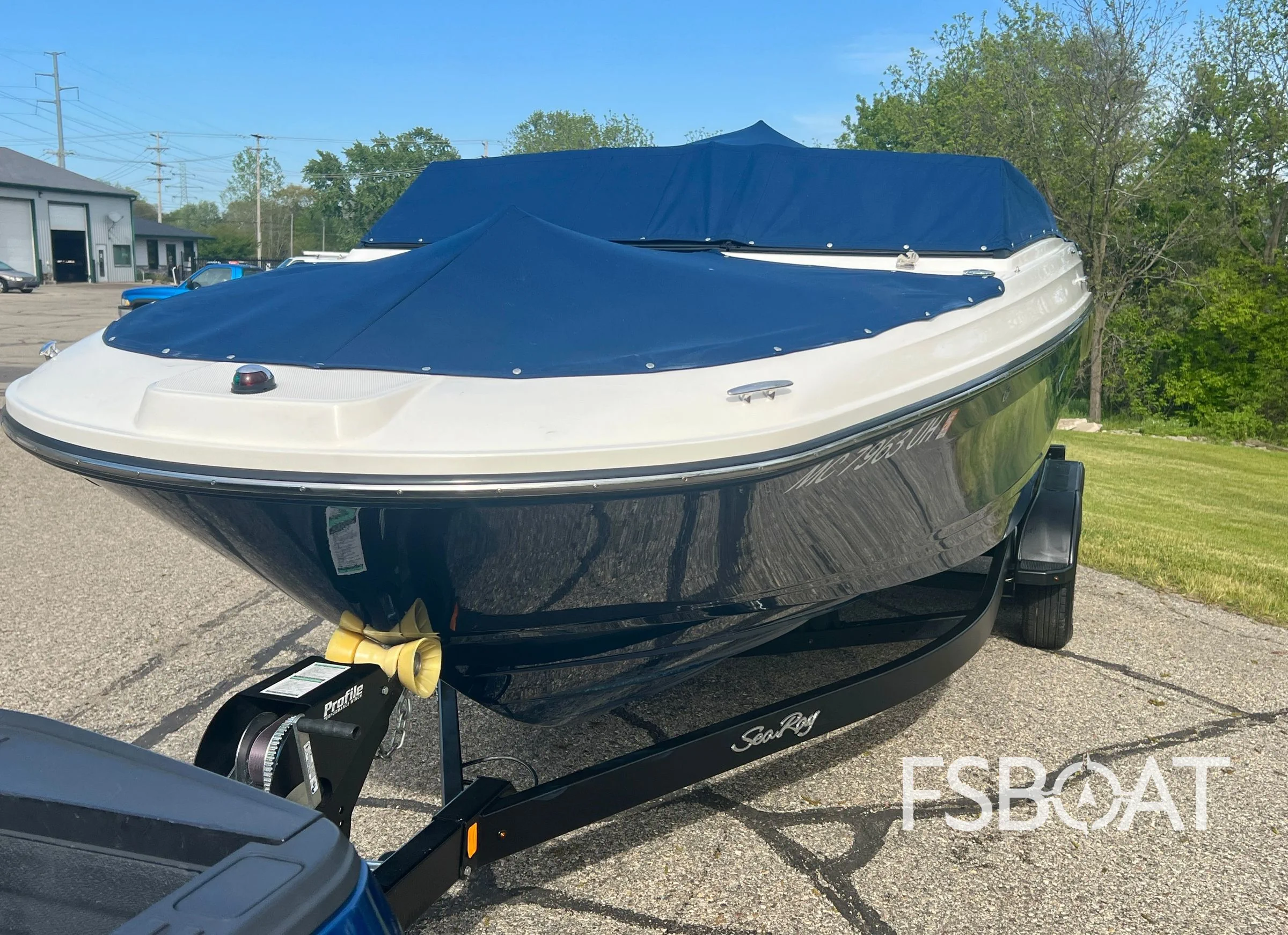 2018 Sea Ray SPX 230 - Media 9