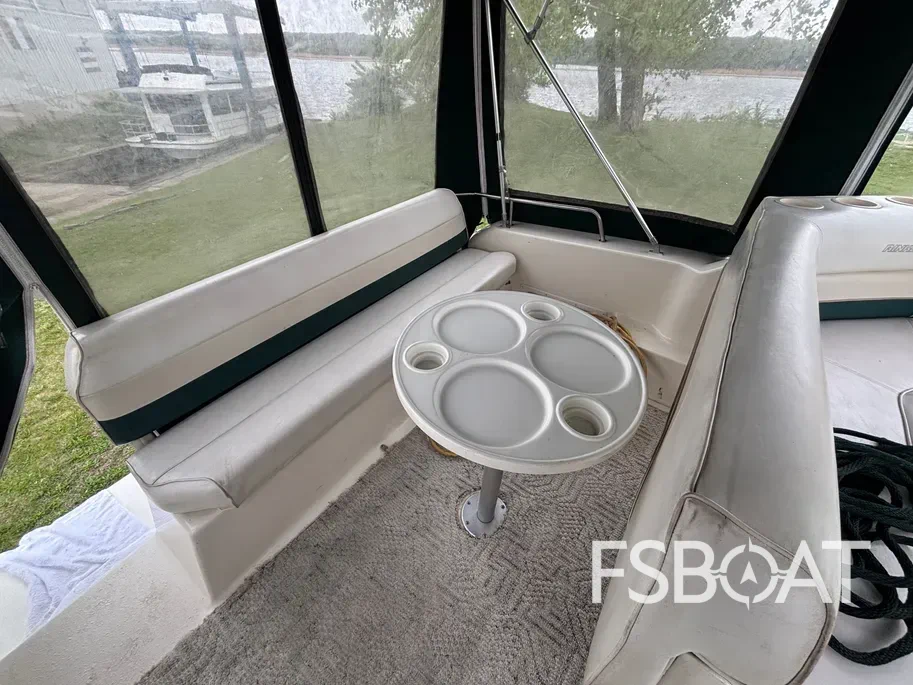 1998 Rinker Fiesta Vee 280 - Media 10