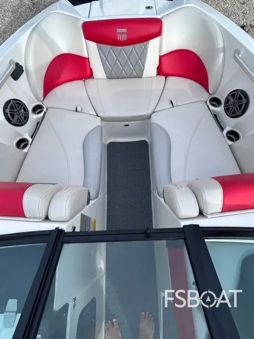 2015 MasterCraft X23 - Media 11