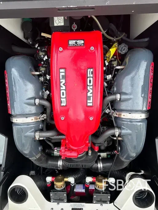 2015 MasterCraft X23 - Media 12