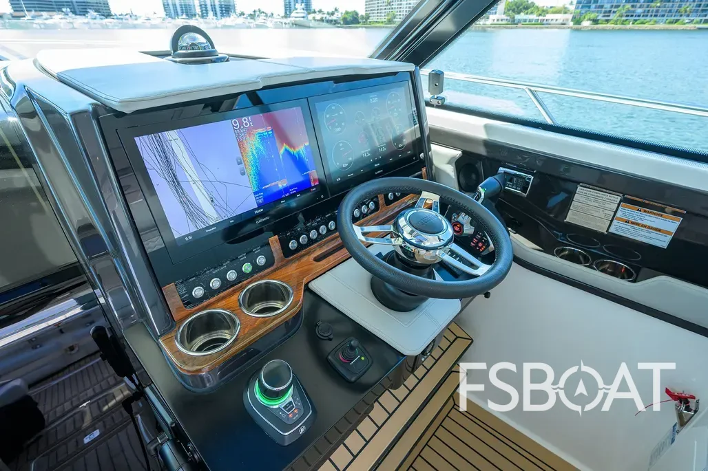 2022 Tiara Yachts 43 LE - Media 4