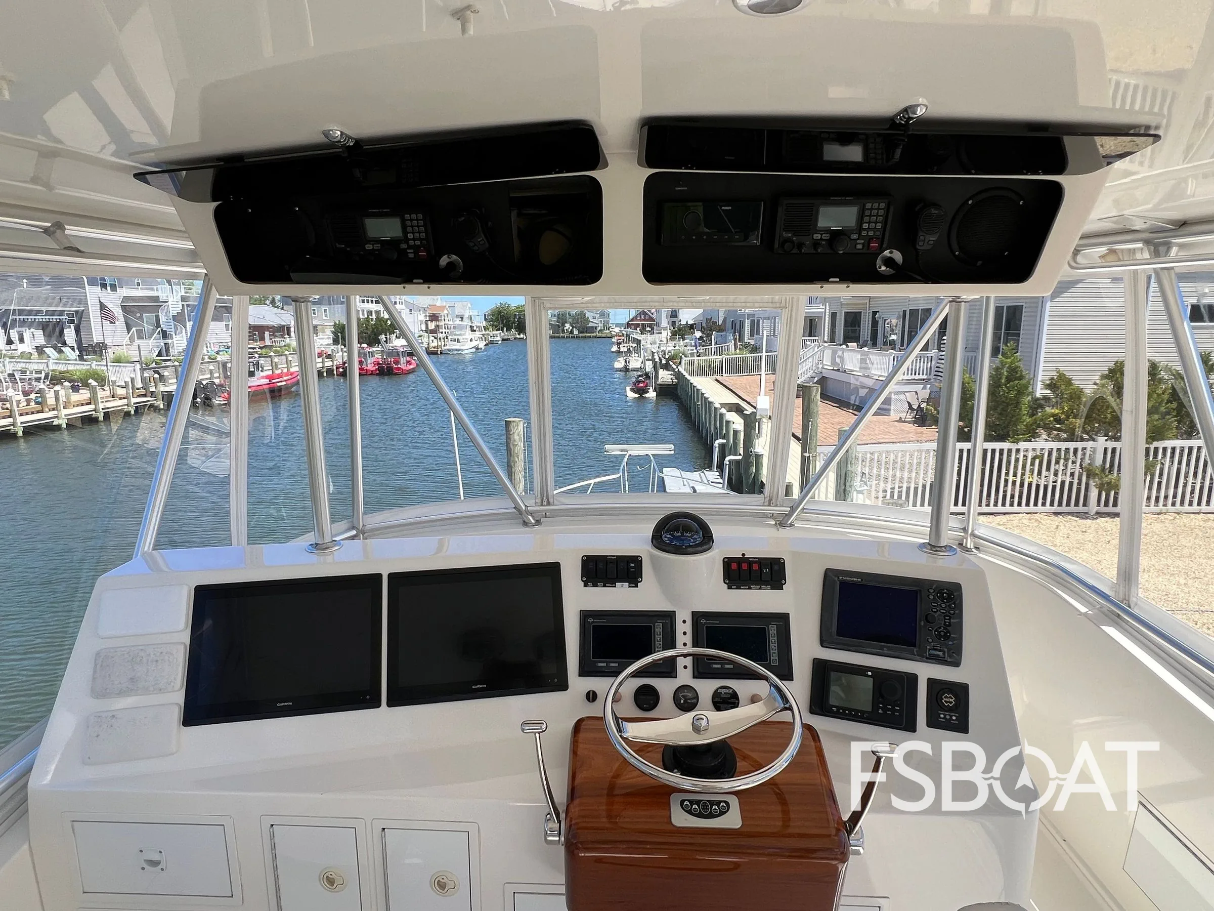 2008 Henriques 42 Flybridge - Media 17