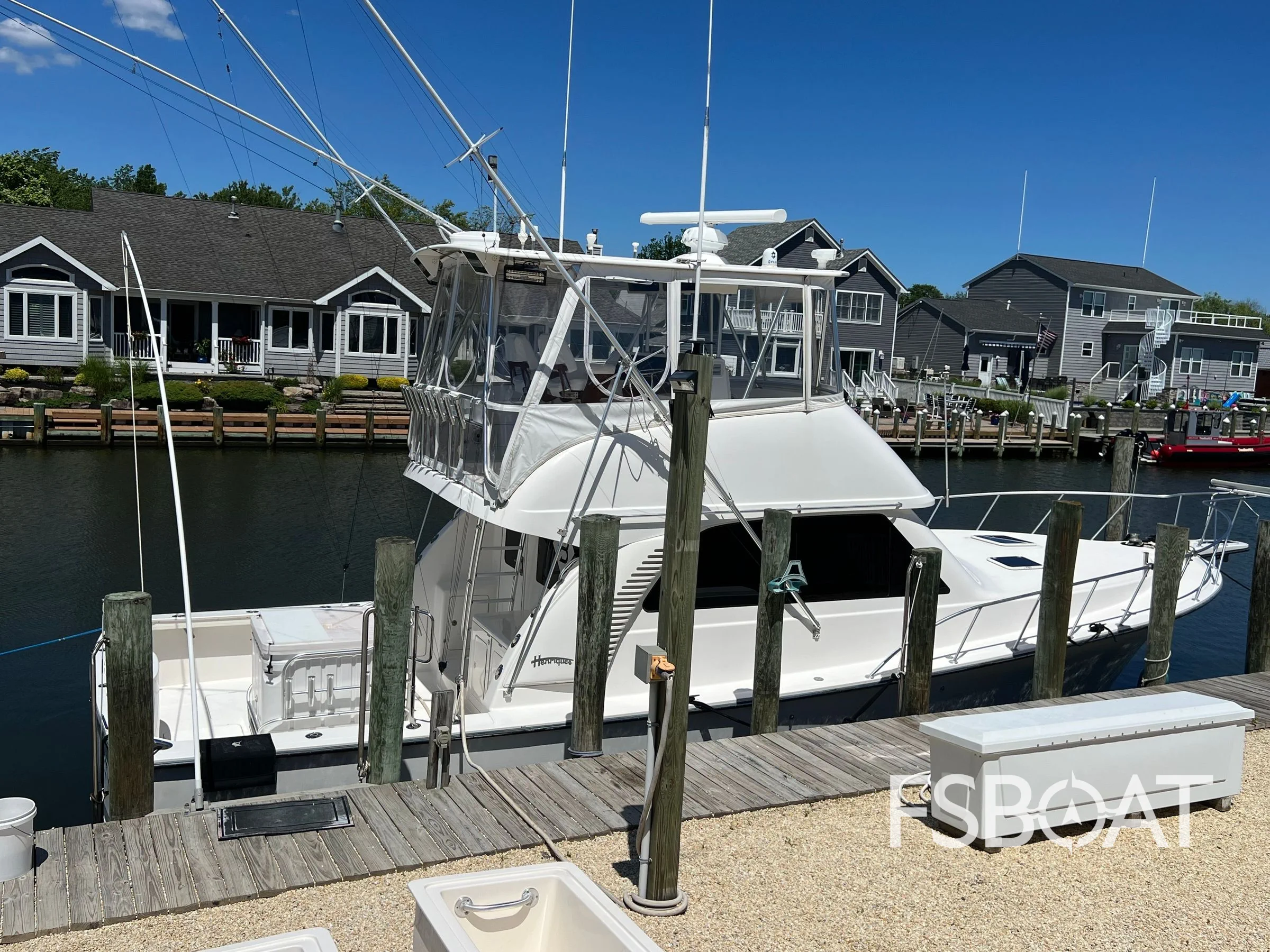 2008 Henriques 42 Flybridge - Media 20