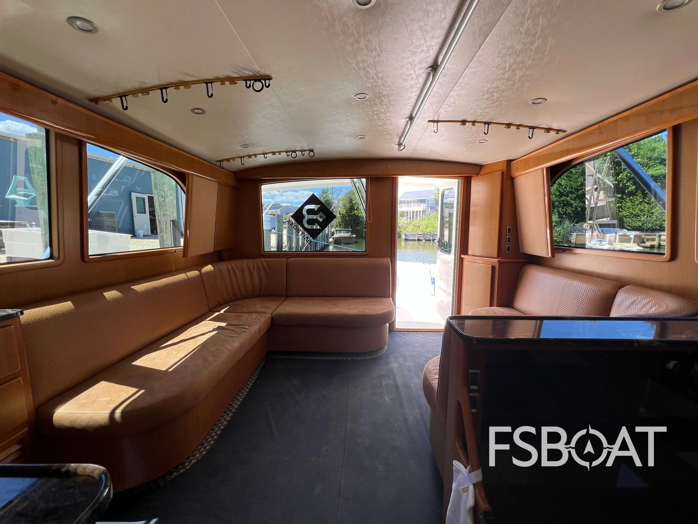 2008 Henriques 42 Flybridge - Media 10