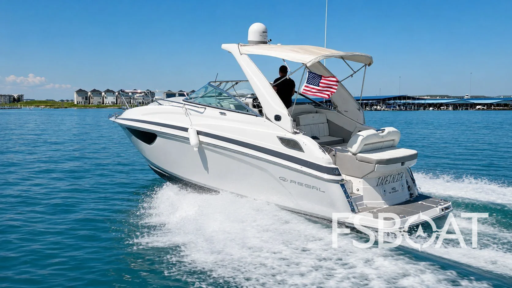 2020 Regal 28 Express - Media 2