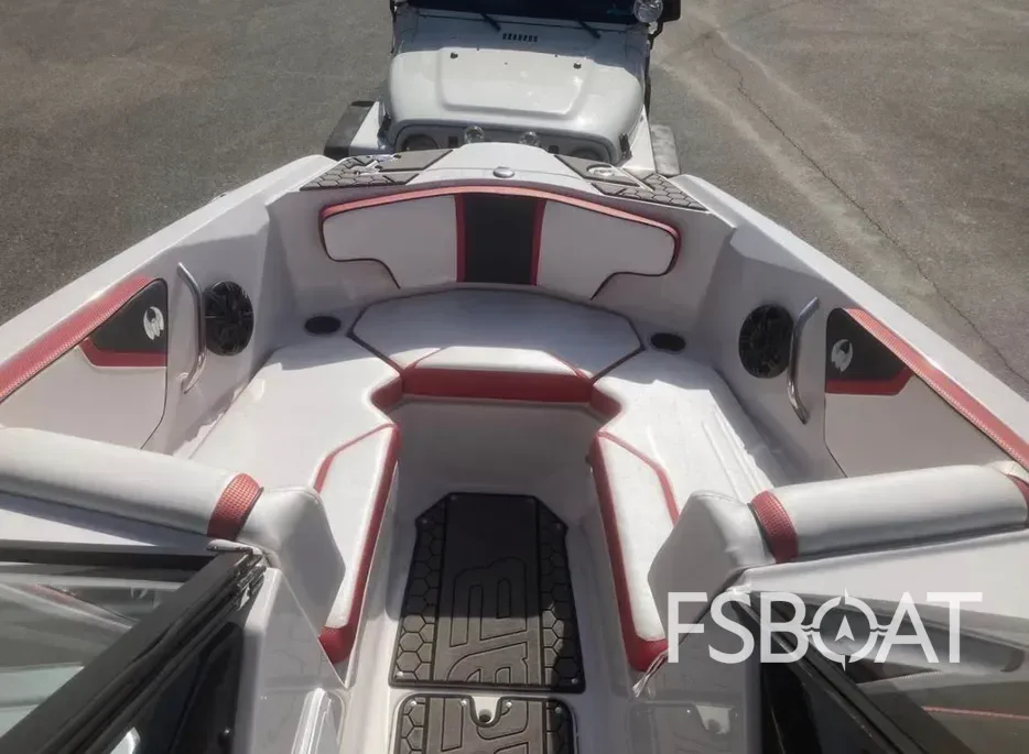 2017 Scarab 215 - Media 5