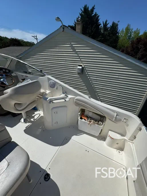 2008 Larson Cabrio 240 Mid Cabin - Media 5