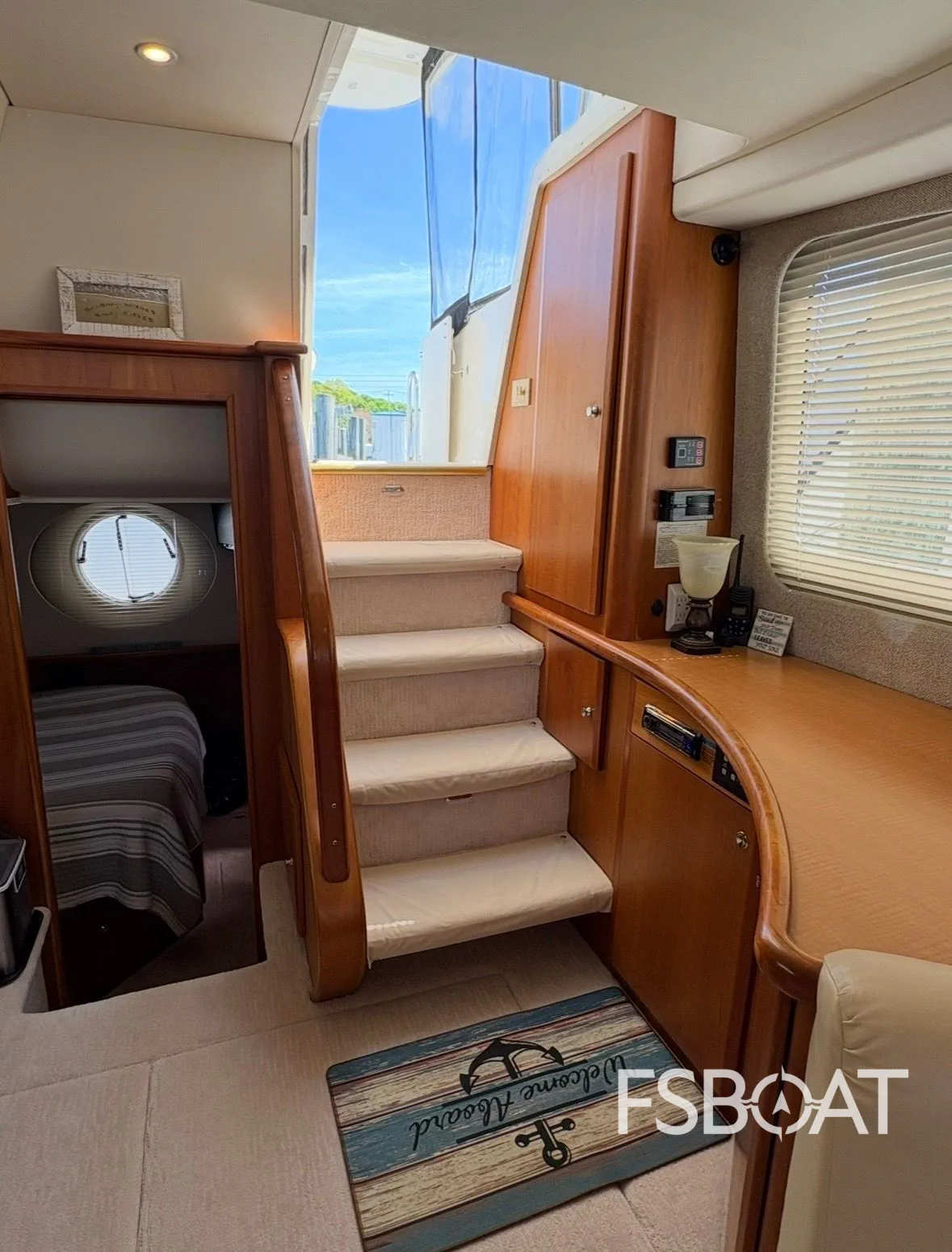 2003 Silverton 35 Motor Yacht - Media 16