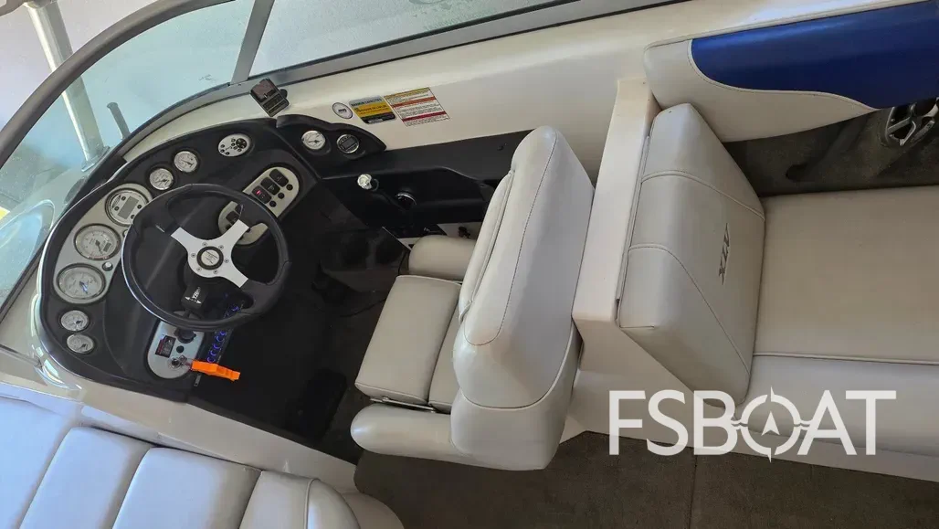 2005 Moomba Mobius XLV - Media 4