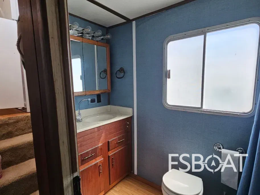 1979 Gibson Houseboat - Media 8