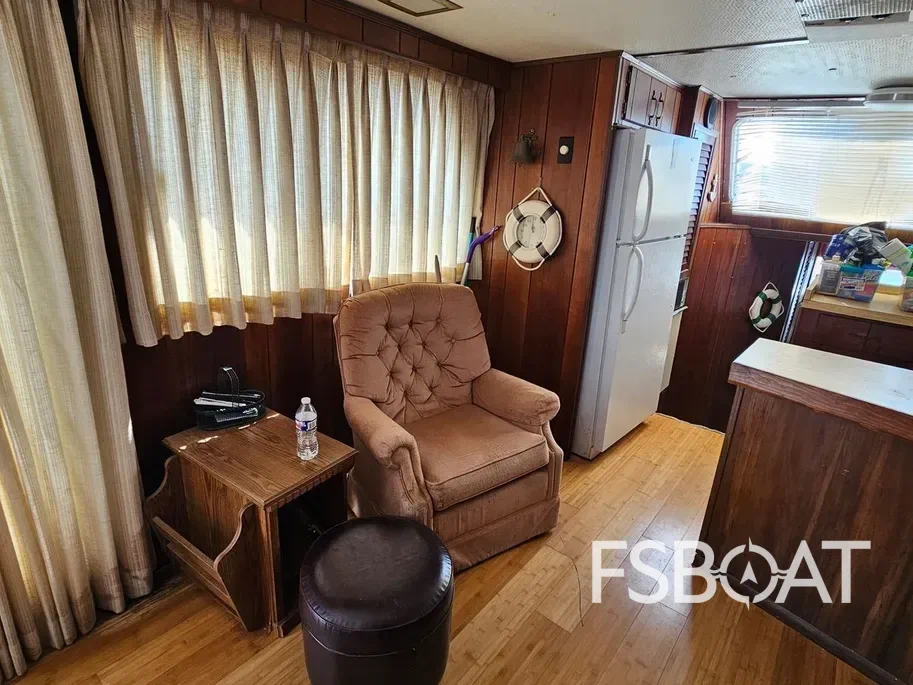 1979 Gibson Houseboat - Media 4