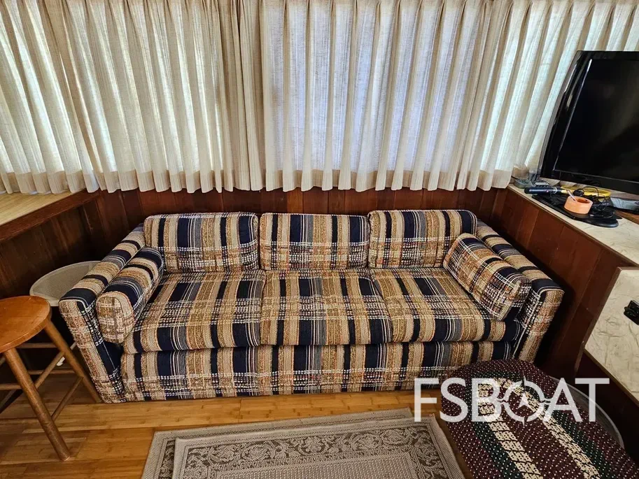 1979 Gibson Houseboat - Media 5